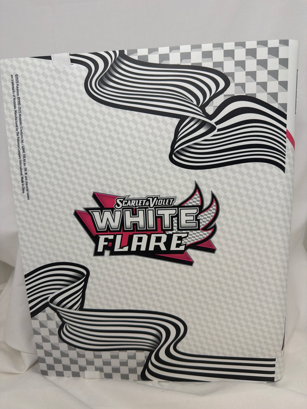 Pokemon Scarlet & Violet White Flare 396 card binder with elastic strap